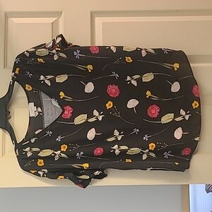 Large Loft Outlet Top